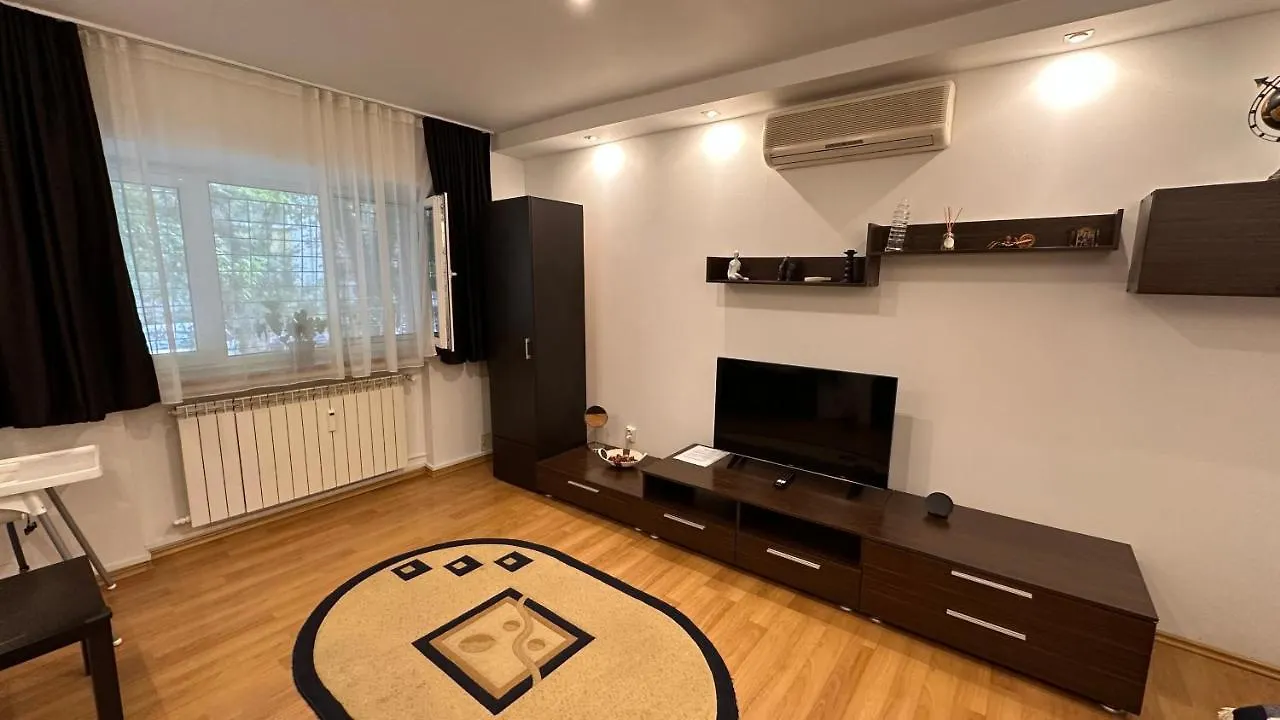 Cozy Flat Near The City Center Bucharest Apartment