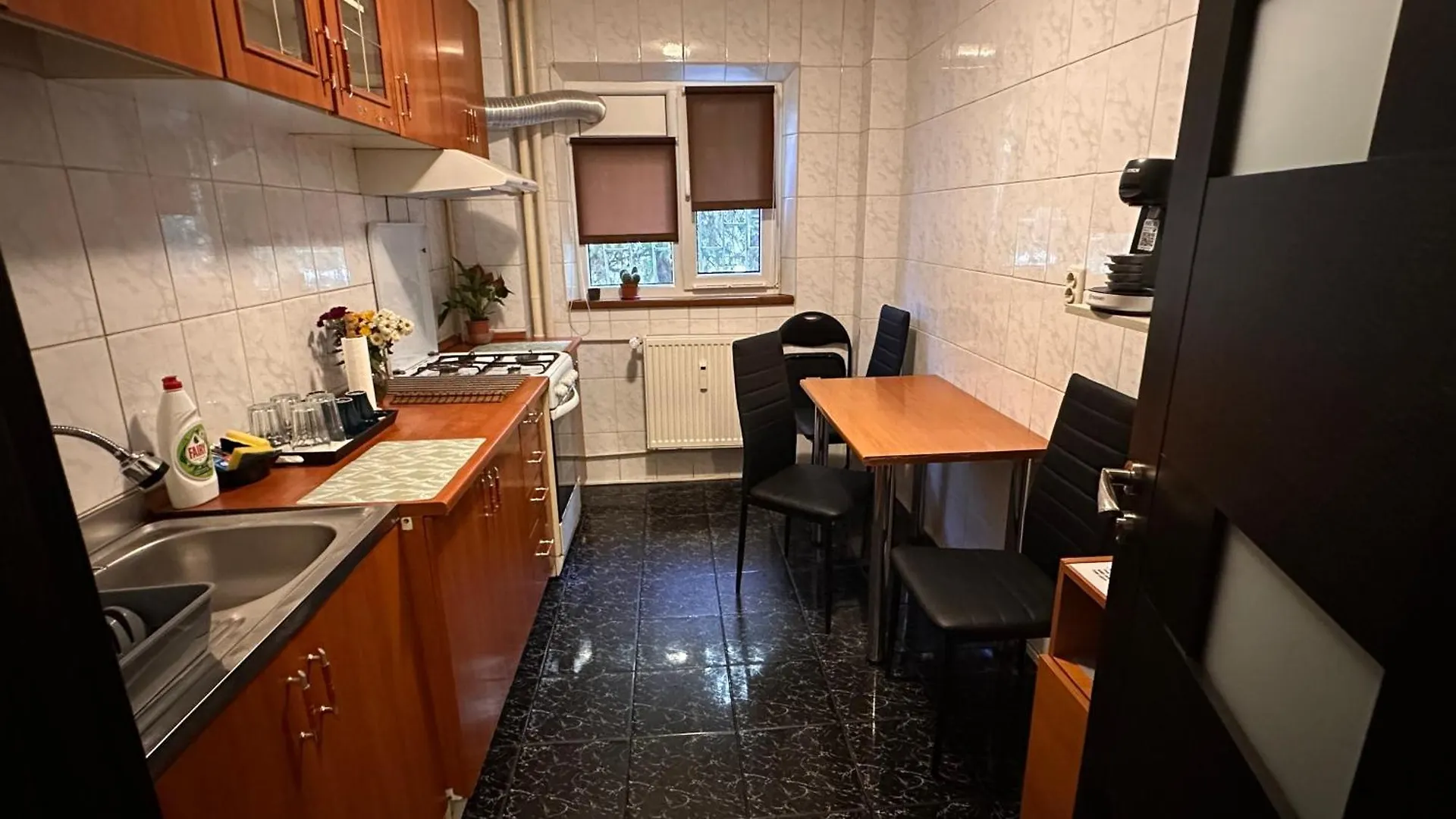 Cozy Flat Near The City Center Bucharest Romania